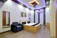 Hotel O R R International 