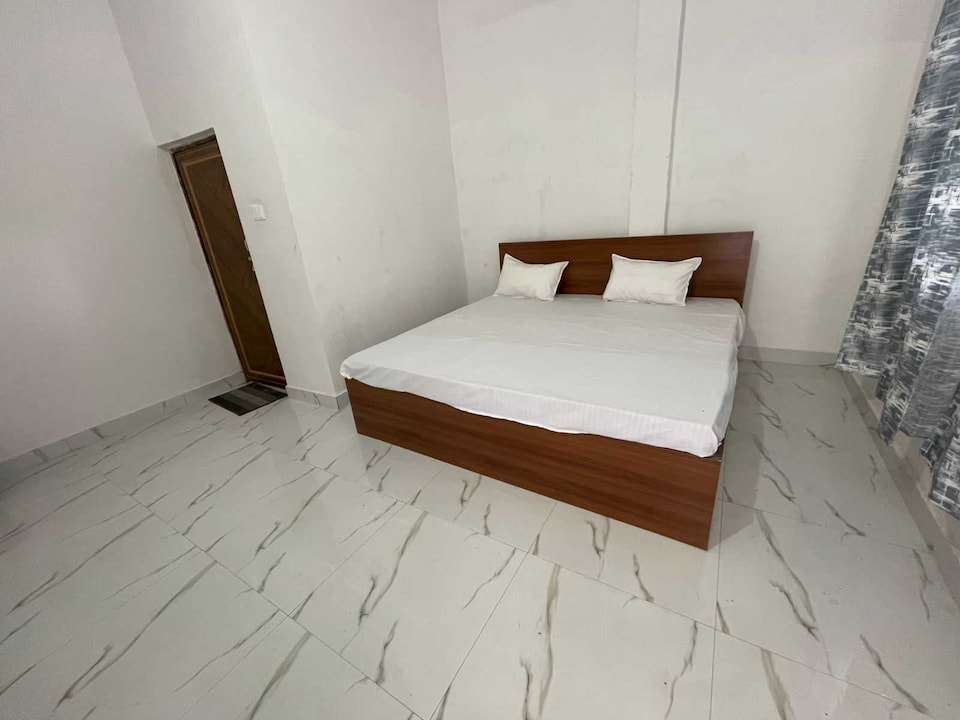 HOTEL O Ananta hotel, Indira Nagar Lucknow, Lucknow