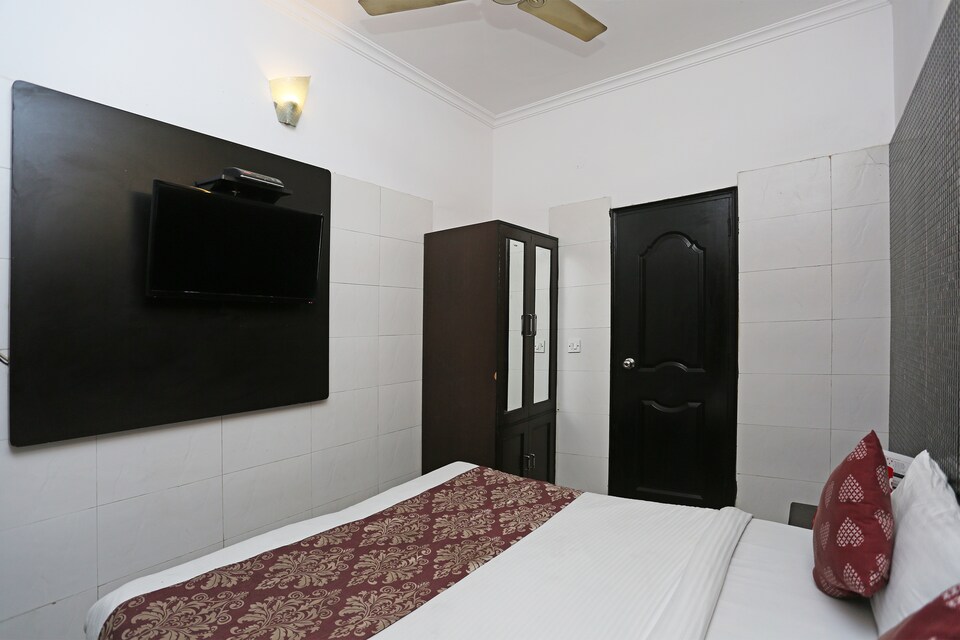 Flagship Satwah 29 Near Lotus Temple, Nizamuddin Delhi, Delhi