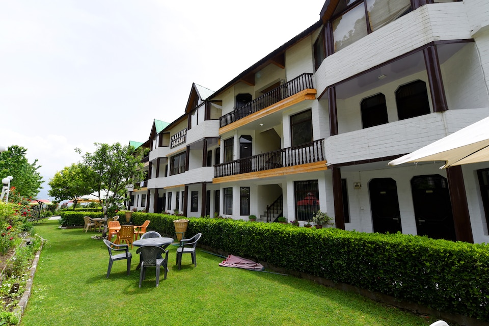 OYO 14171 Paradise Chateau, Rohtang Highway, Manali
