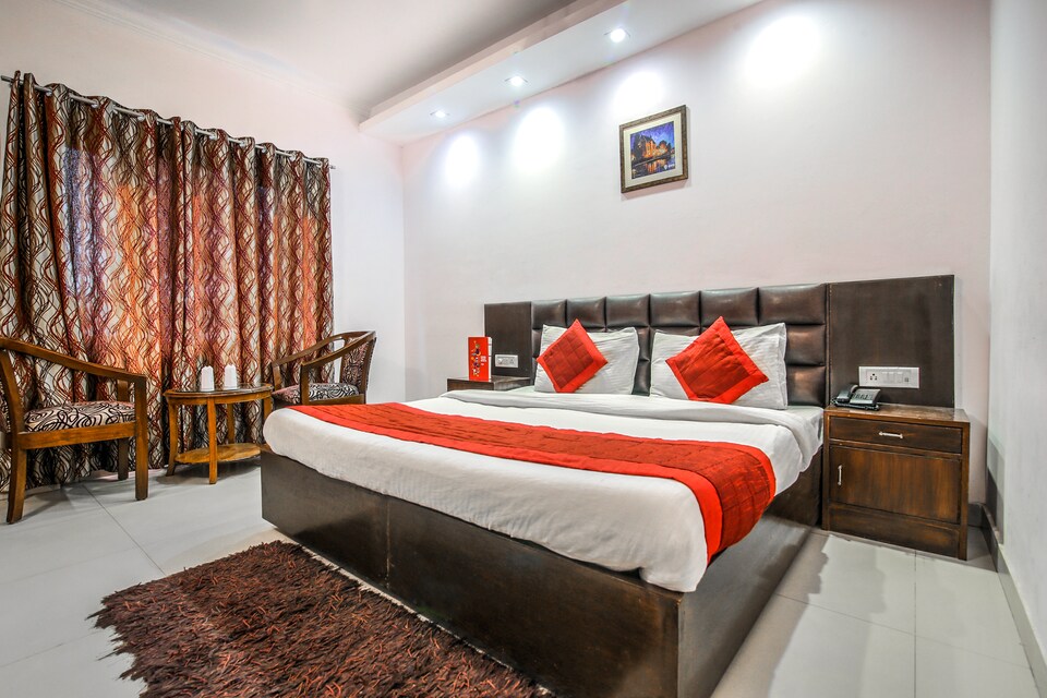 OYO 508  UrbanRoomz, Cyber City, Gurgaon