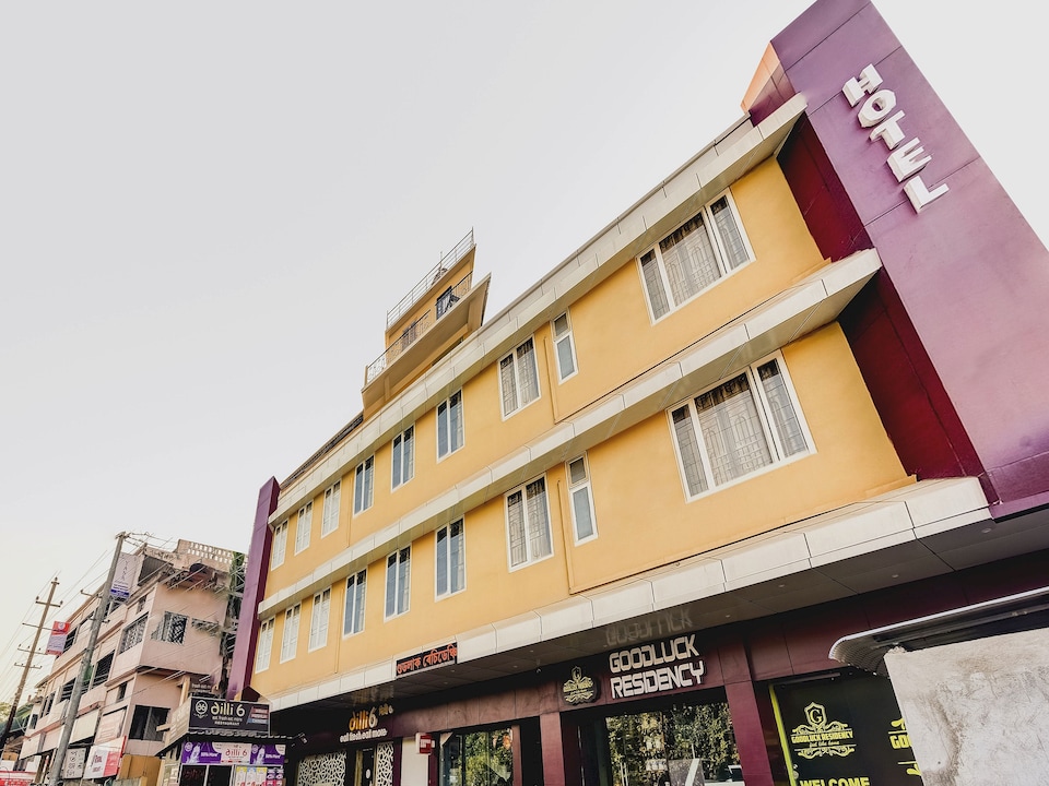 Capital O by OYO Good Luck Residency Hotel, Hatigaon Guwahati, Guwahati