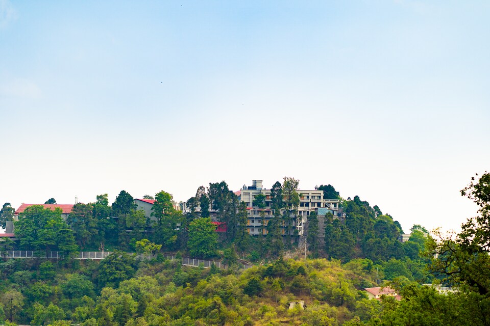 OYO Home 14191 Studio Valley View, Picture palace Mussoorie, Mussoorie