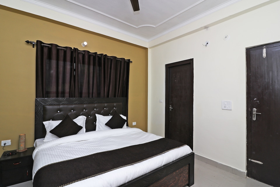 OYO Home 14193 Exotic 2BHK Cottage Sattal Road, Bhimtal Nainital, Nainital