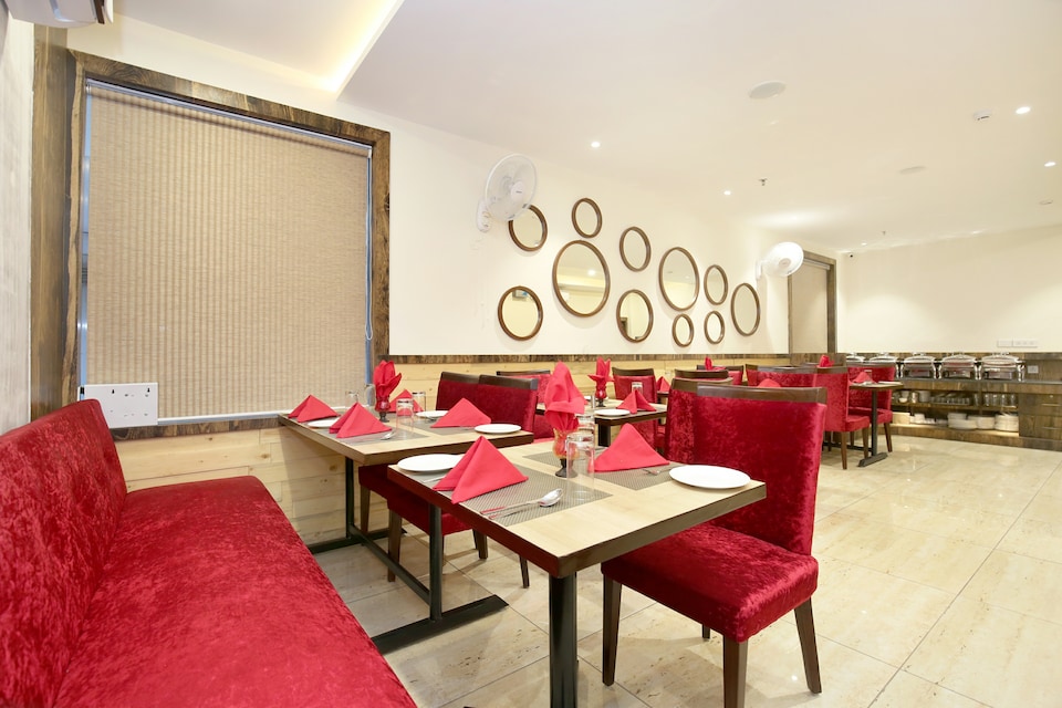 Collection O 14225 Bahl Regency, Zirakpur, Zirakpur