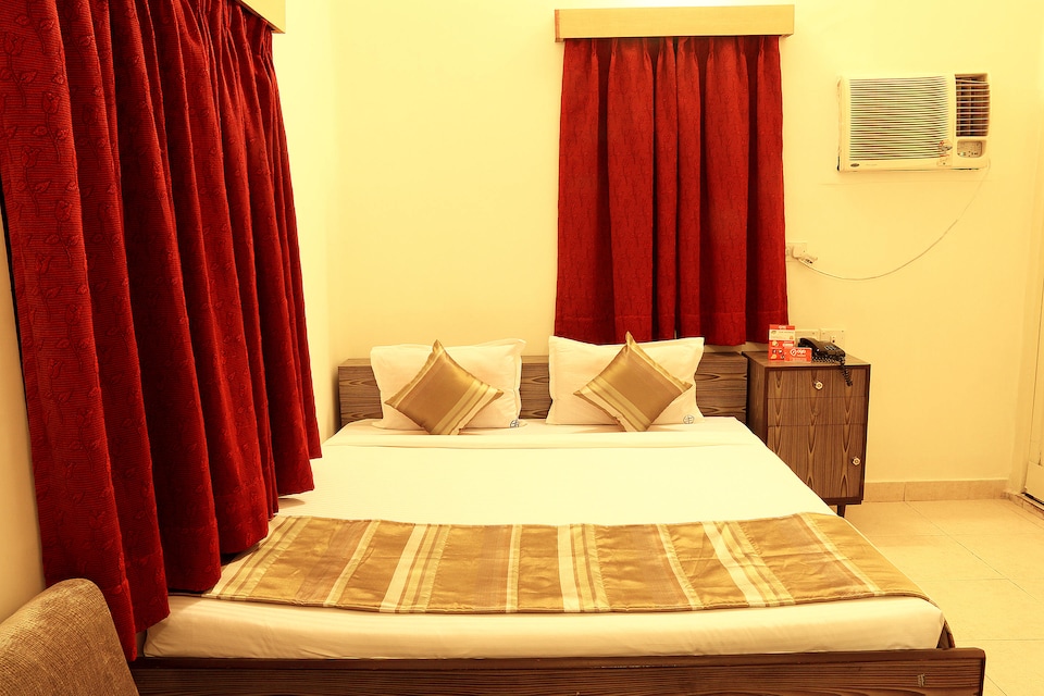 OYO 2625 Hotel Swagath, Ballygunge Kolkata, Kolkata