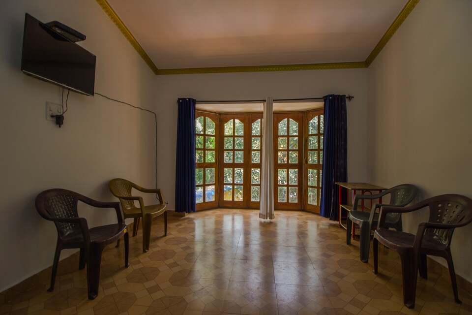 OYO होम 14233 सीसाइड 2BHK, Calangute Goa, गोवा