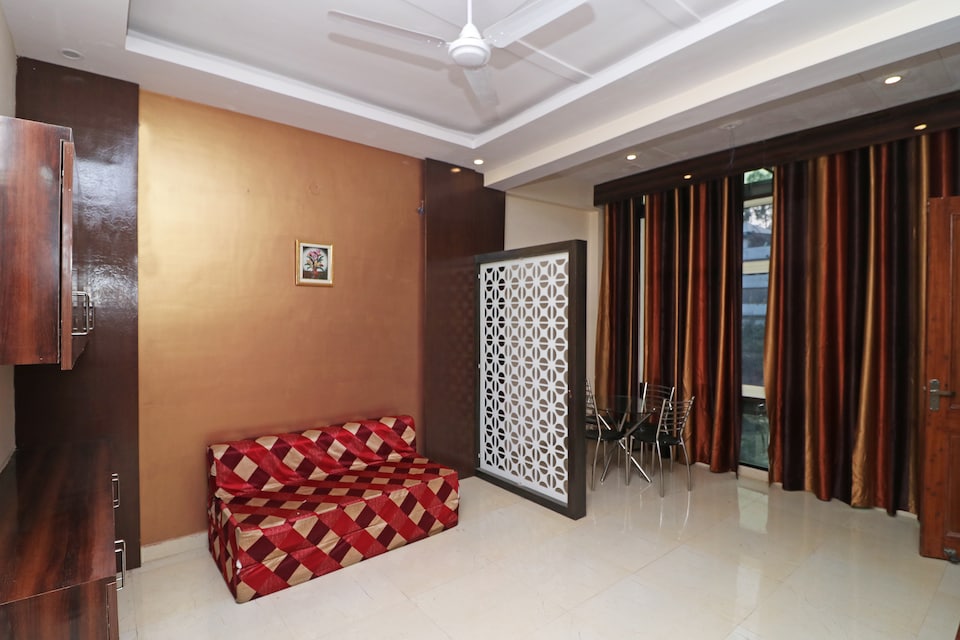 OYO 14251 Green View Doon, Rajpur Road Dehradun, Dehradun