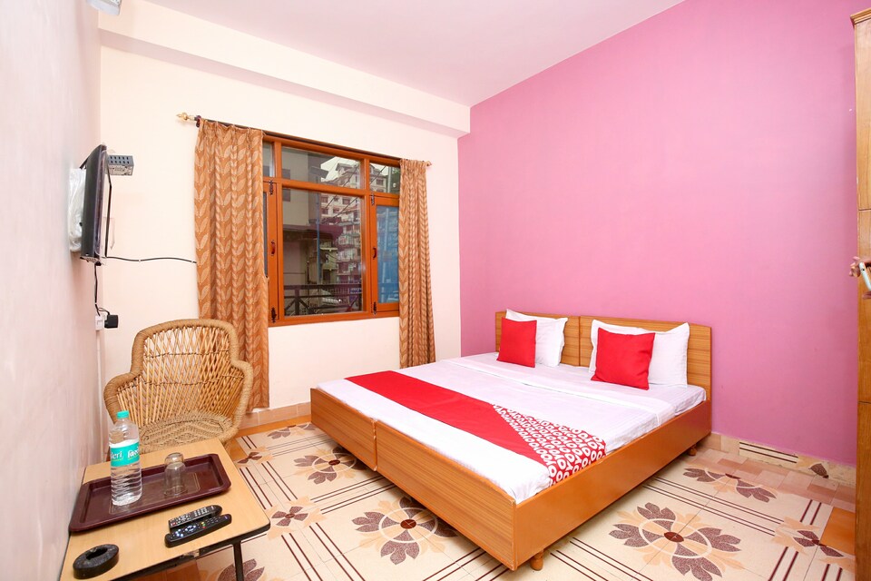 OYO Home 14252 Snow View 4BHK, Bharari, Shimla
