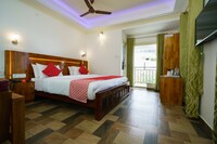 OYO Lime Light Resort