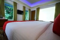 OYO Lime Light Resort