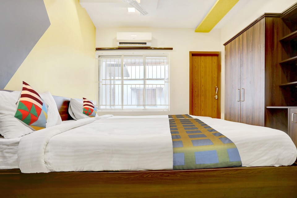 OYO 14271 Modern Studio Near Lulu Mall, Edapally Kochi, Kochi