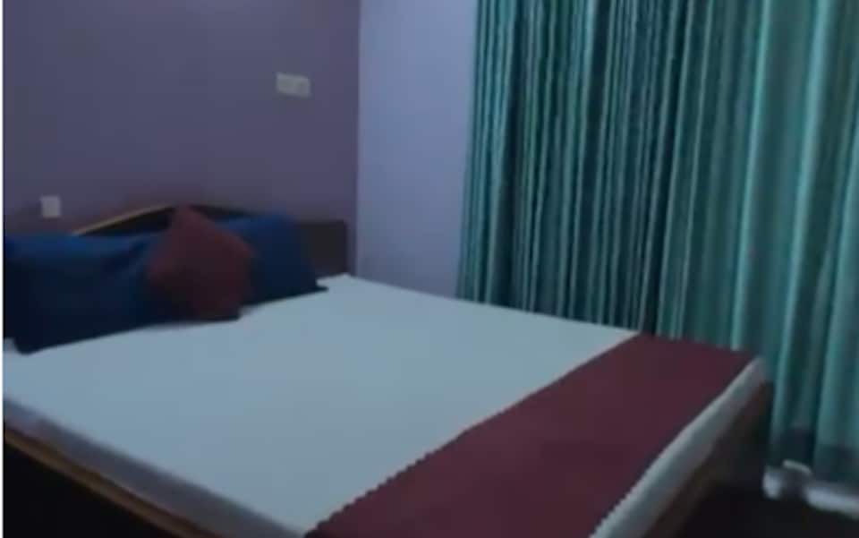 Hotel O  Night Quine Guest House , Rajarhat Kolkata, Kolkata