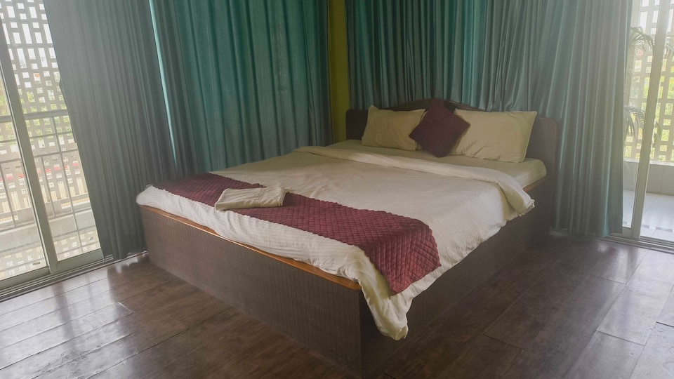 Hotel O  Night Quine Guest House , Rajarhat Kolkata, Kolkata