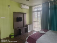 Hotel O  Night Quine Guest House 