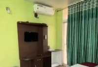 Hotel O  Night Quine Guest House 