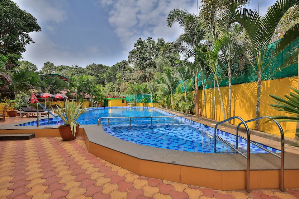 Collection O 14280 Ashvem Beach Inn, Morjim Goa, Goa