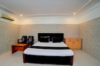 Hotel O Meera