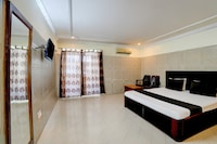 Hotel O Meera