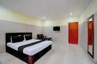 Hotel O Meera