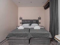 Sunday Seaview Retreat Dobra Voda