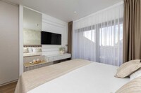 Sunday Residence and SPA Split