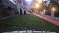 SPOT ON The Patharkot Cafe & Cottage