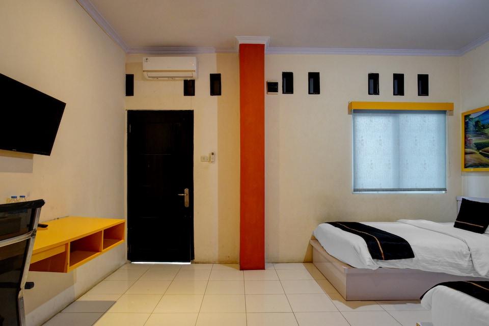 Hotel O near Mall Boemi Kedaton formerly Hotel Lima Residence, Bandar Lampung, Bandar Lampung