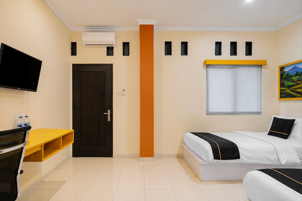Hotel O near Mall Boemi Kedaton formerly Hotel Lima Residence, Bandar Lampung, Bandar Lampung