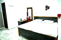 Hotel O Uma Home Stay 
