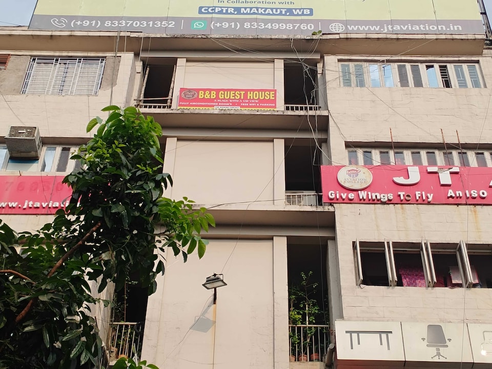 Hotel O B&B Guest House, VIP Road Kolkata, Kolkata