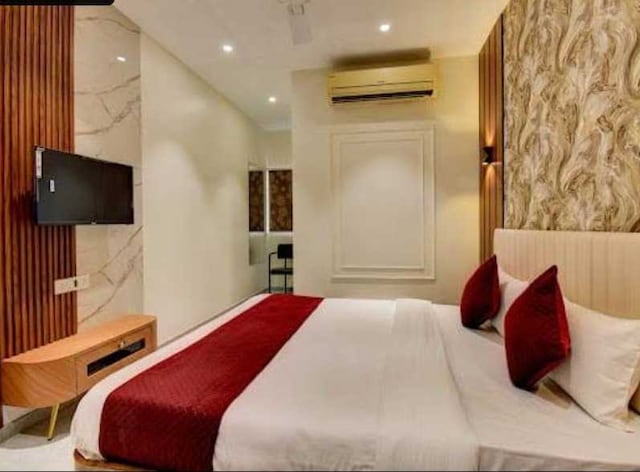 Hotel O Shreya Guest House 