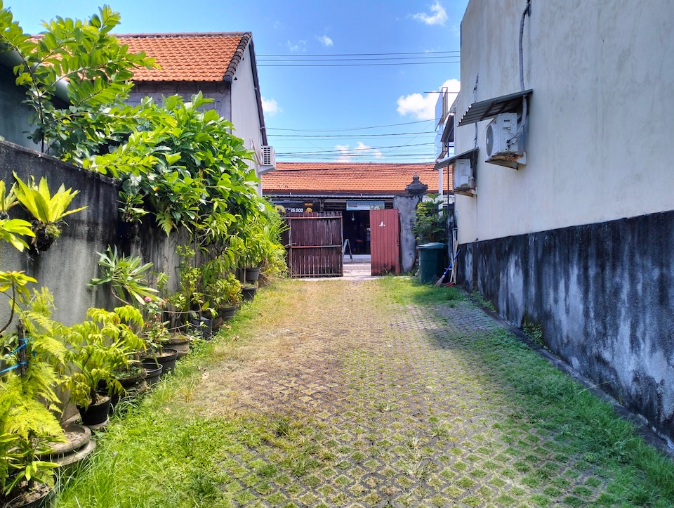 Hotel O near Mookiland Park Bali formerly Wiranti Jeneng Guest House , Canggu, Bali