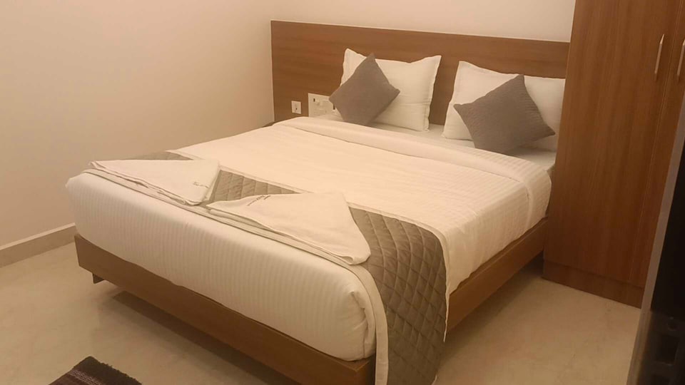 HOTEL O KSR GRAND , Chittoor, Chittoor