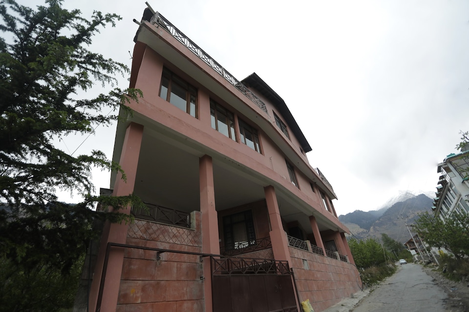 OYO Home 14321 Studio Mount View, Rohtang Highway, Manali