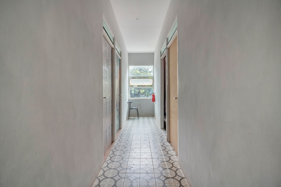 Collection O Bwalk Hotel Malang, Malang Kota, Malang