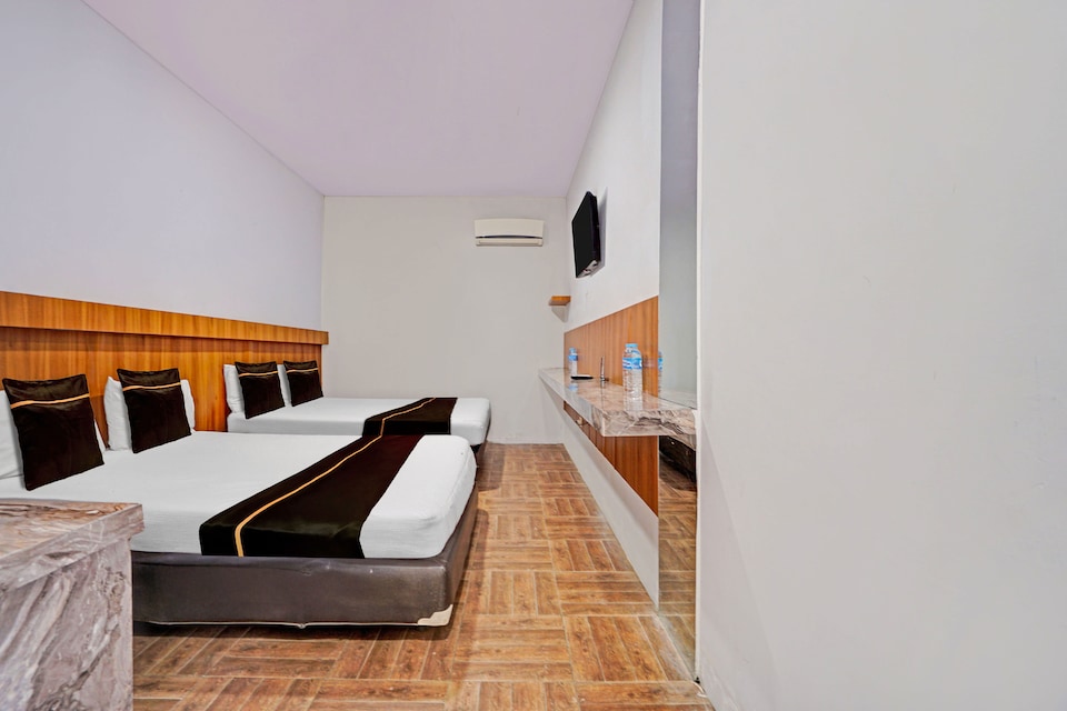 Collection O Bwalk Hotel Malang, Malang Kota, Malang