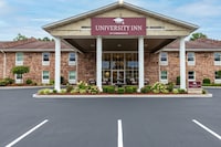 University Inn of Carbondale by Hotel O