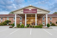 University Inn of Carbondale by Hotel O
