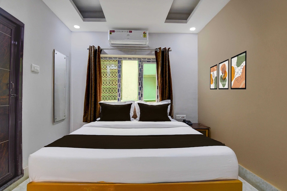 Collection O Gariahat Kolkata Formerly 6 Seasons, Gariahat Kolkata, Kolkata