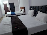HOTEL O YASH ROYAL INN