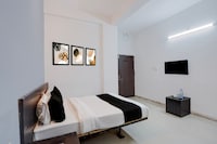 SPOT ON Hotel Regal Aura Inn Indore