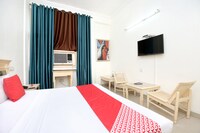 OYO Hotel Towns Pride