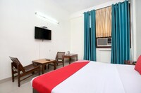 OYO Hotel Towns Pride