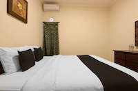 Townhouse Oak Pancanaka Malioboro Hotel