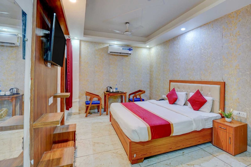 Collection O Sevoke Crossway Siliguri Formerly Maple, Mathura, Mathura