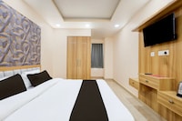 HOTEL O RAVIKA GRAND 