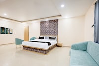 HOTEL O RAVIKA GRAND 