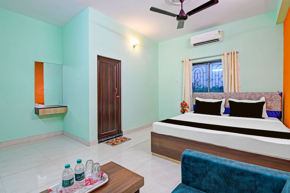 Hotel O Grand , Howrah Kolkata, Kolkata