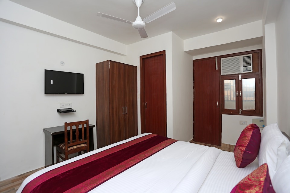 OYO 14337 बेहतर इच्छा रेजीडेंसी, Airport-Dwarka Delhi, दिल्ली
